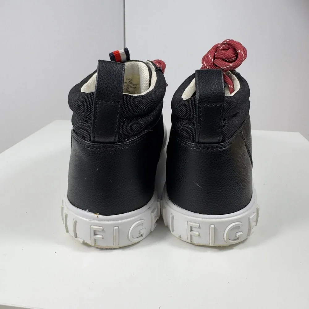 Tommy Hilfiger Jael Women Size 7 Black High Top Sneaker Boots TWJAEL Lace Up